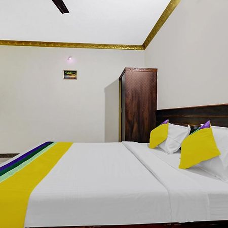 Lee Comfort Kushalanagar Bagian luar foto