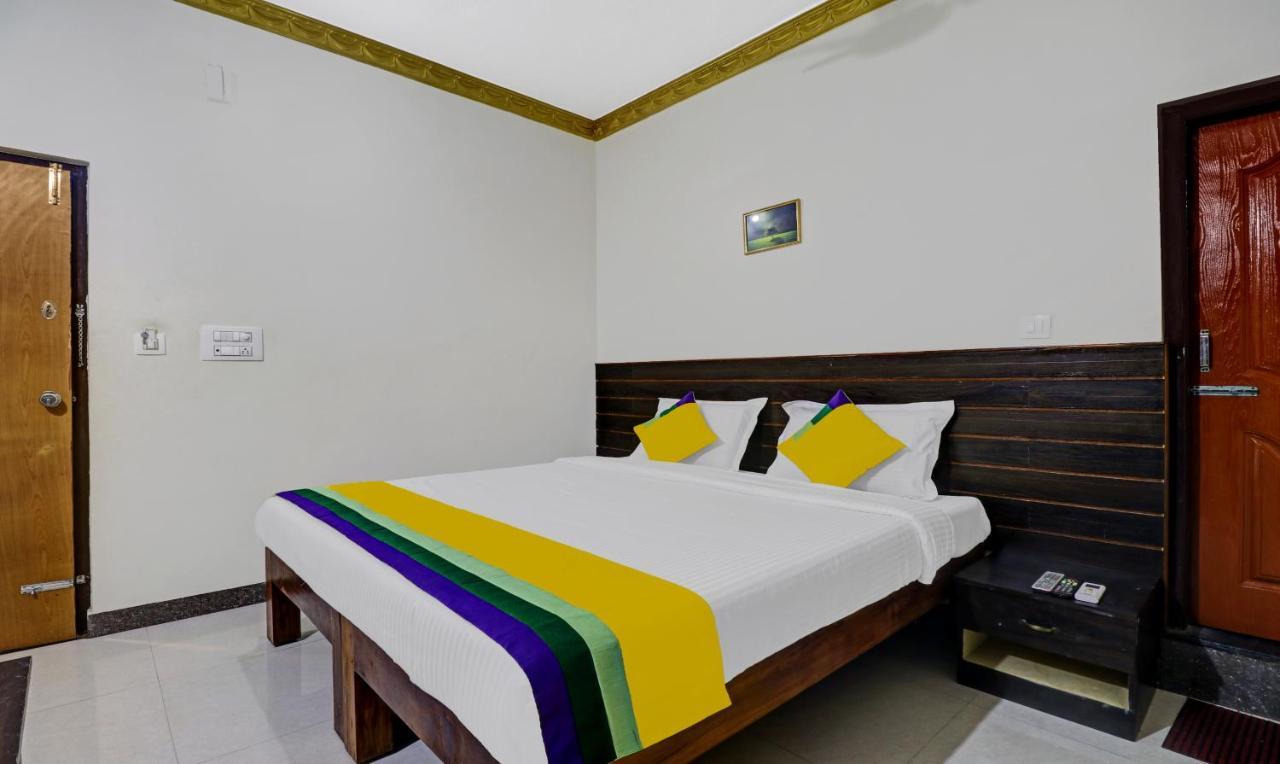 Lee Comfort Kushalanagar Bagian luar foto