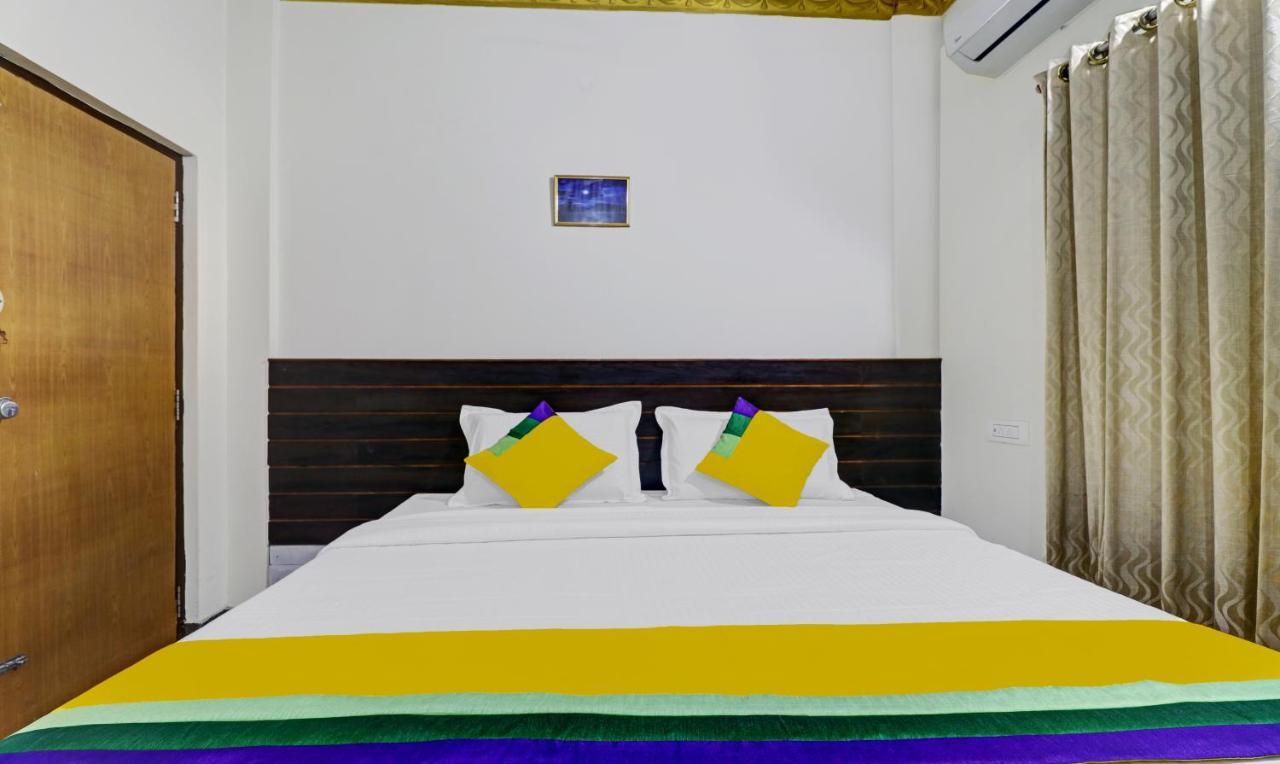 Lee Comfort Kushalanagar Bagian luar foto